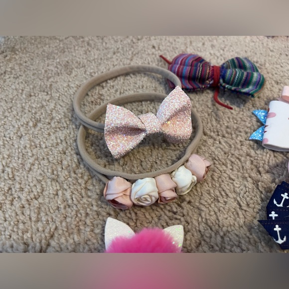 Assorted Bows - Picture 7 of 7